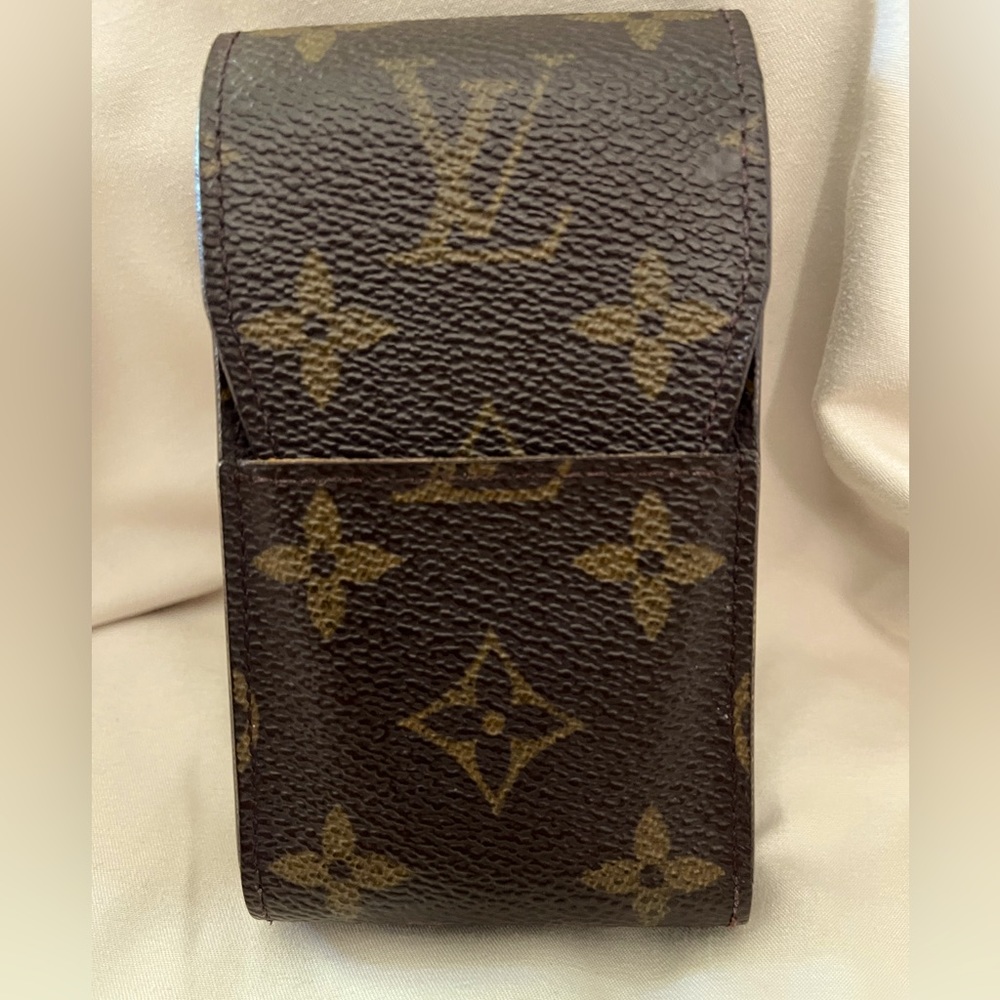 Louis Vuitton cigarette / make up case